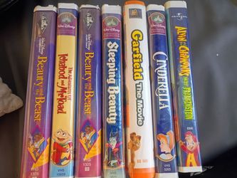 Disney VHS tapes lot of 6 + garfield