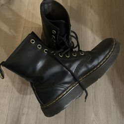 Dr Martens Girl Boots