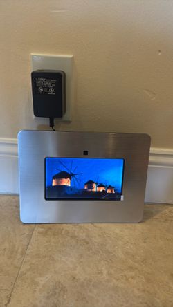 Digital Photo Frame