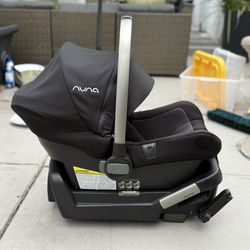 Nuna Infant Car seat