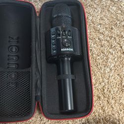microphone Boombox