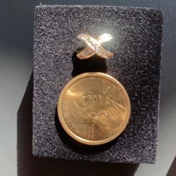 ZALES 10k Gold Diamond Reversible Pendant Charm