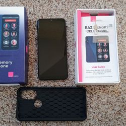 Motorola RAZ MEMORY MOBILITY cell phone clean and ready to hook up for immediate use. Original box instructions along with customer service 800 number