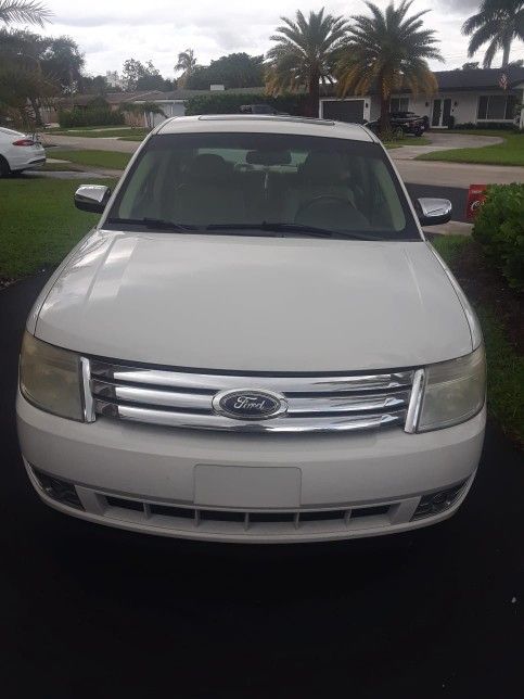 2009 Ford Taurus