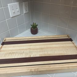 Handmade Cutting Boards Can Be Engraved