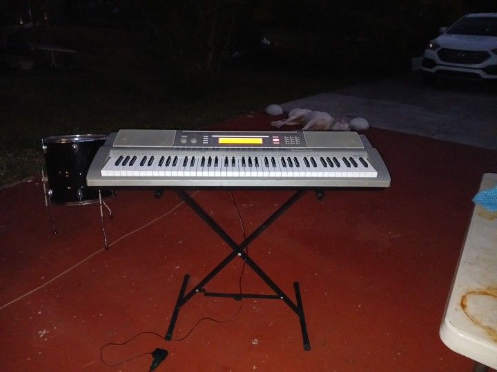 Piano With Stand Records Makes Beats