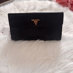 Prada Saffiano Leather Continental wallet