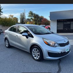 2016 KIA Rio LX