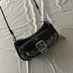 Coach Shoulder Bag 