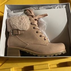 Women DV By Dolcevita Boots 
