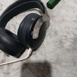 FOR SALE – Matching PS5 Gray 
Pulse 3D Wireless Headset + DualSense Controller