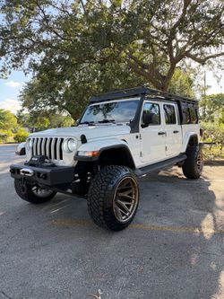 2020 Jeep Gladiator