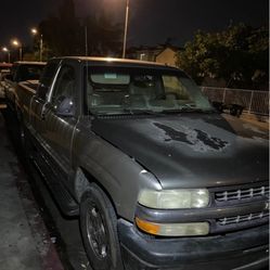 01 Chevy Silverado 1500 LT