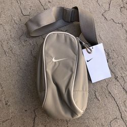 New Nike Crossbody Bag Khaki Sanddrift 1L Belt Hip Waist Pack
