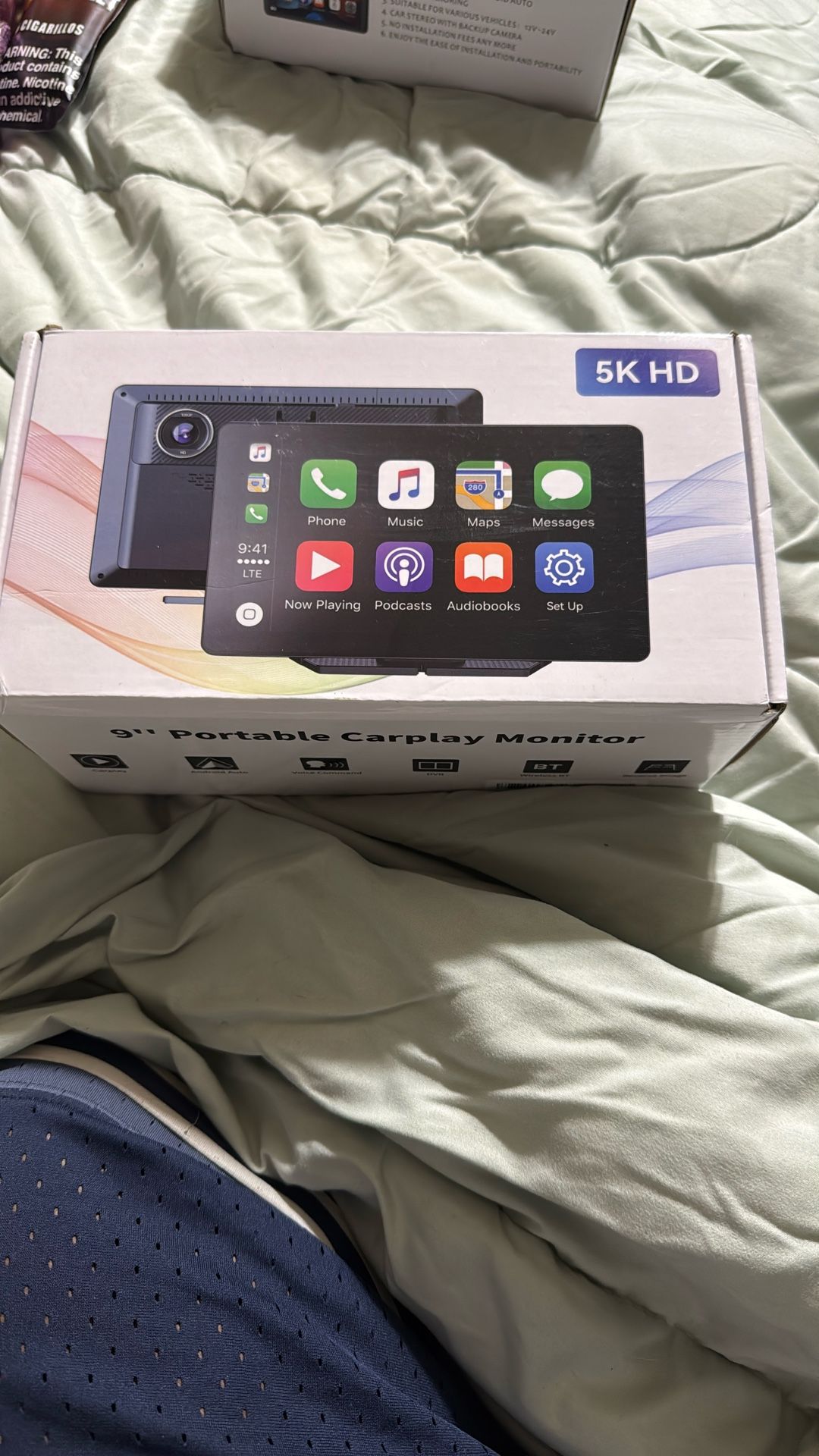 9 inch portable car play monitor