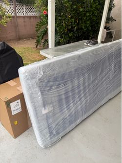 Hospice bed and mattress