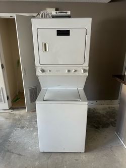 Electric GE washer dryer combo