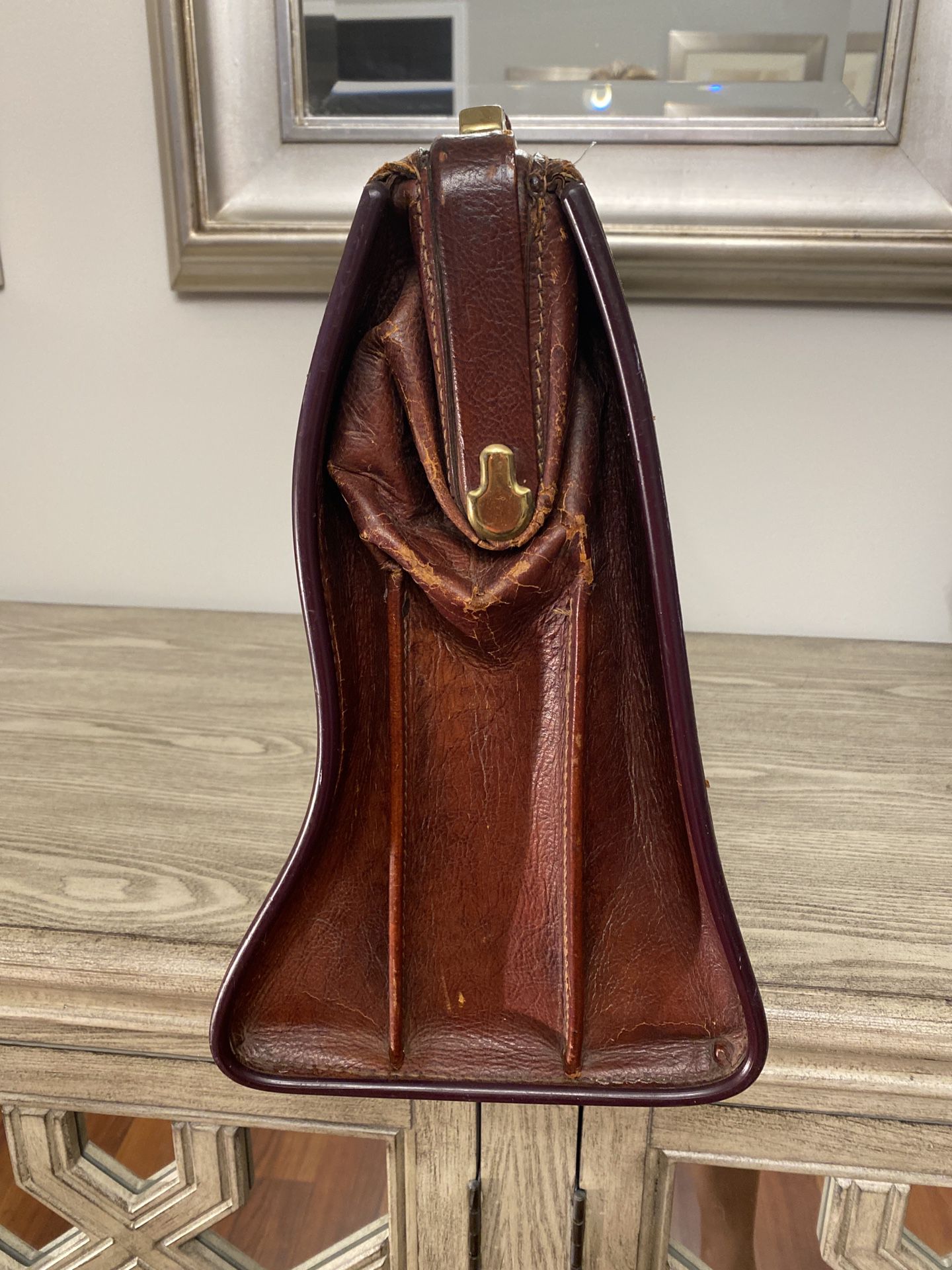 Stunning Huge Vintage Gladstone Bag Doctors Bag