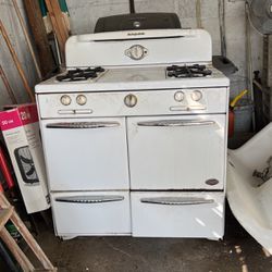 Vintage Oven / Range