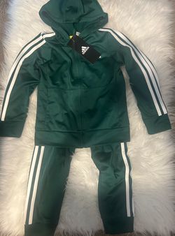 NWT Adidas Kids Dark Green Hoodie Tracksuit with White Stripes size 5