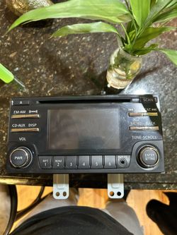 2013 -2015 Nissan Rogue Stock Stereo