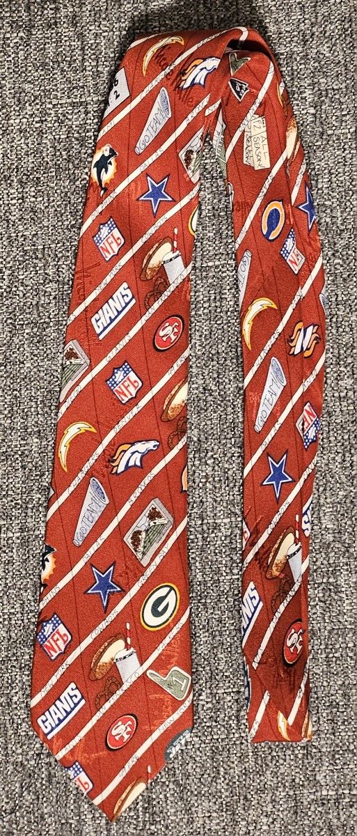 NFL Sports Tie 