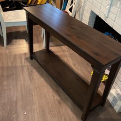 Buffet/entry Table 