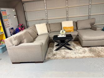 Sectional couch