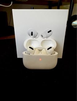 Apple AirPods Pro with Charging Case