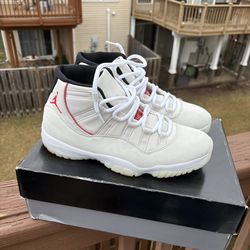 Jordan 11 Retro “Platinum Tint”