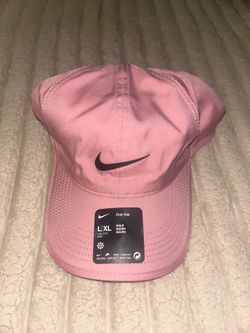 Nike featherweight hat