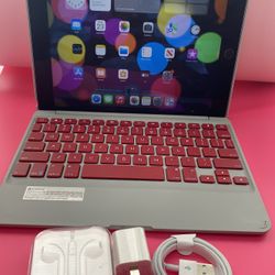 Apple iPad  5 Excellent Condition Like New 32gb 