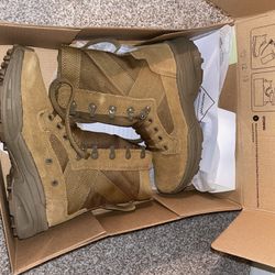GARMONT T8 Bifida Combat Boots for Men, Army Regulation Footwear (AR670-1), Coyote, Size 4