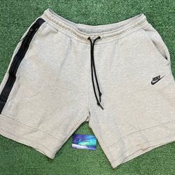 Nike tech fleece grey shorts