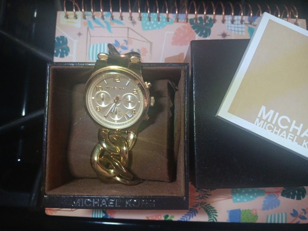Michael Kors Women's Watch EUC