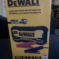 DeWalt 1800 Peak Amp Lithium Jump Starter with USB Power Bank (model DXAELJ18C