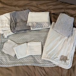 9 Piece Baby Set Blankets & a Changing Pad Cover