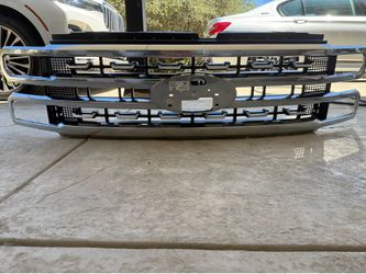 Ford Front Bumper Grille Assembly