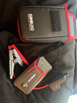 Car jump starter