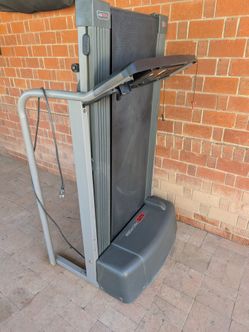 525 Proform Treadmill, Compact treadmill