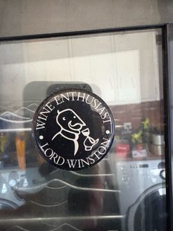 Wine Enthusiast Lord Winston Fridge