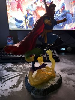 Dr . Strange Figure