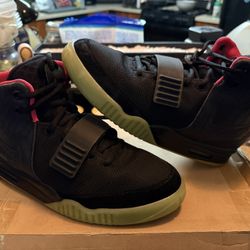 Nike Yeezy 2 Solar 9 