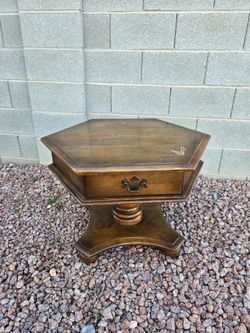 Vintage Ethan and Allen wood table