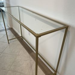 Accent Entry Table