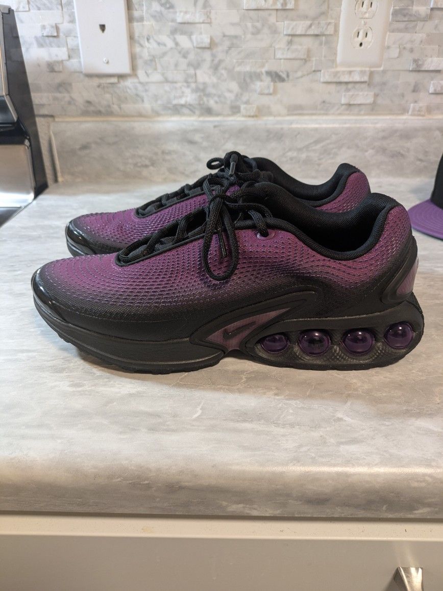 Men's Nike Size 10