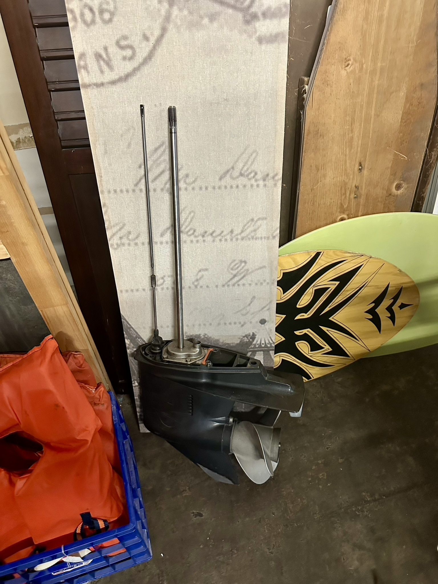 PRE-OWNED 1995 Mercury Force Lower Unit With Propeller