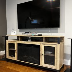 Office Chairs, Ottoman, Tv Stand, Desk, Etc