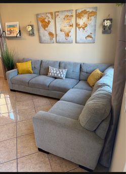 Beautiful Grey sectional couch from COSTCO