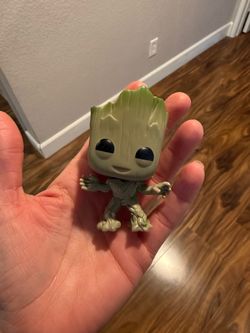 Groot bobble head figurine